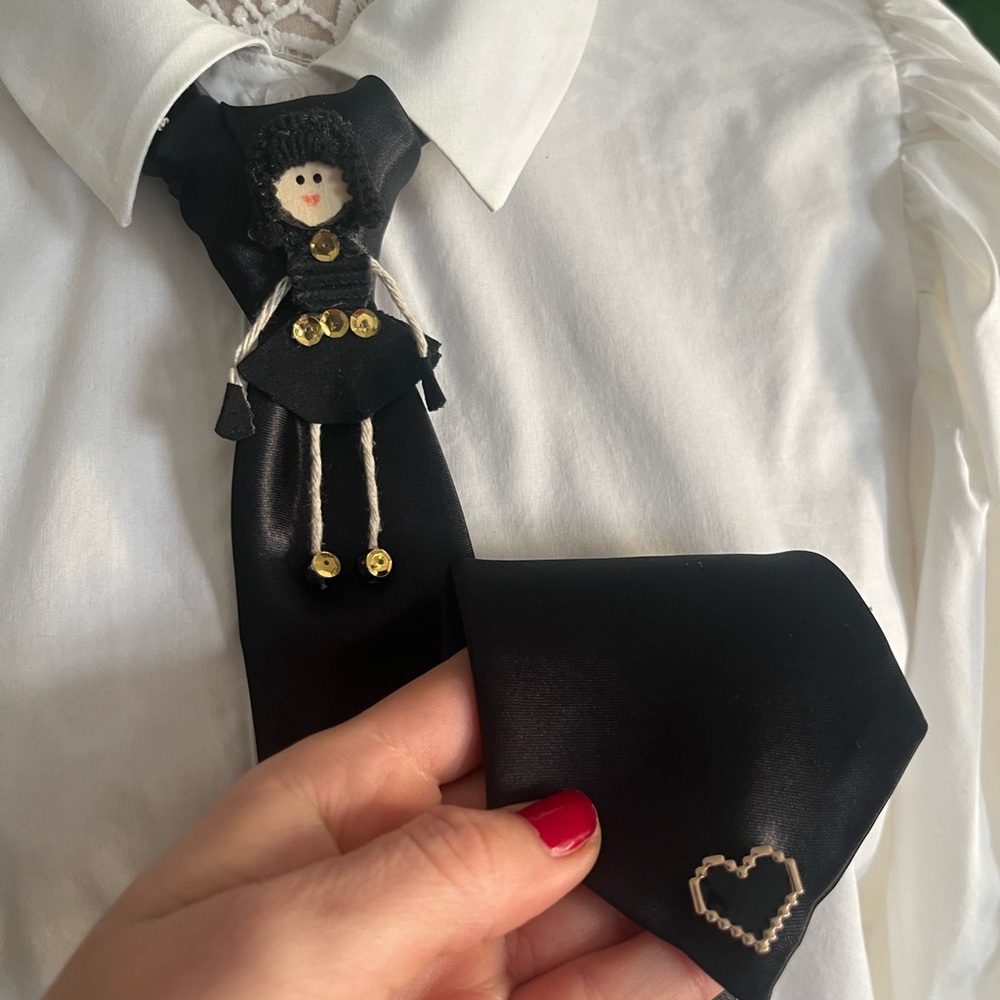 NWT Black Tie with handmade Doll brooch and Heart Pin.